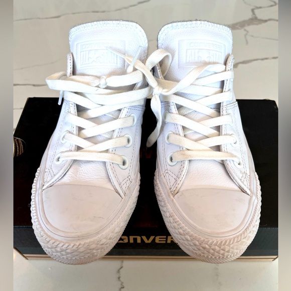 White Leather Converse - Picture 1 of 3